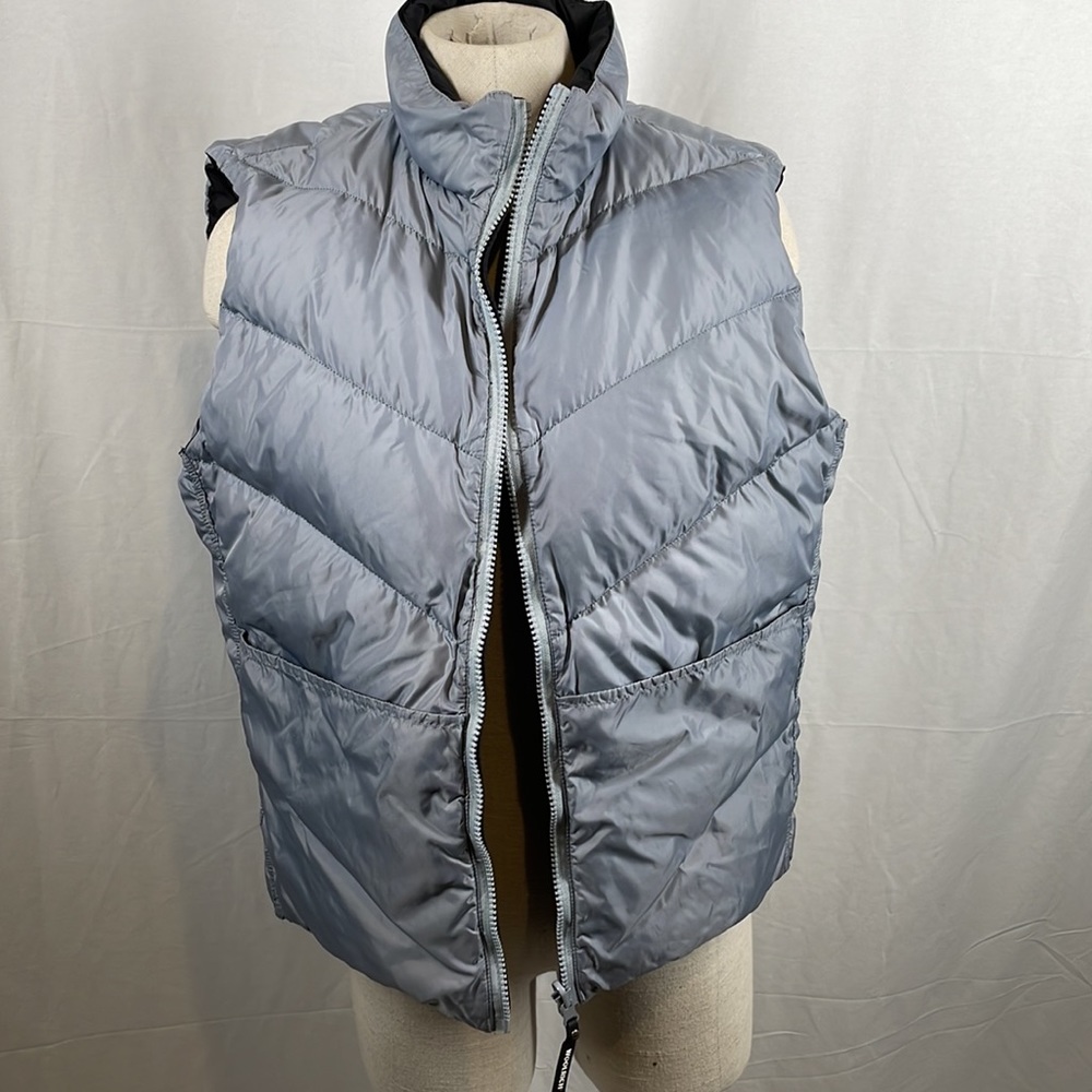 Woolrich Reversible Down Vest Medium - image 3